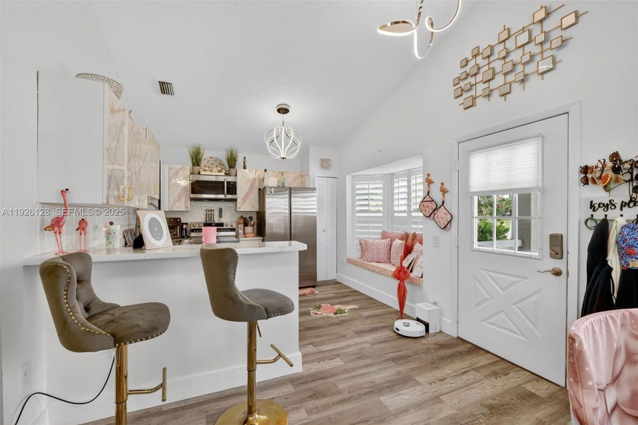 210 NW Zanzibar Pl, Port Saint Lucie, FL 34986 Photo