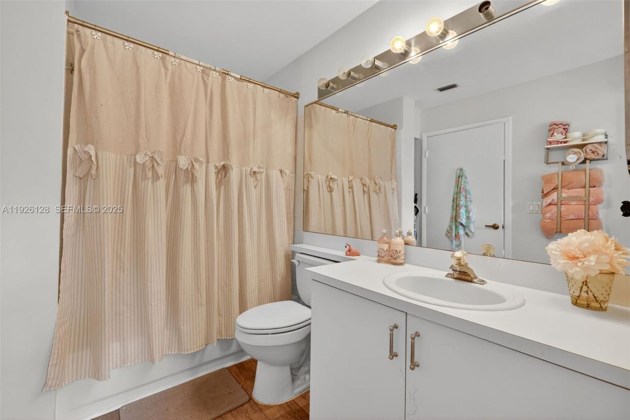 210 NW Zanzibar Pl, Port Saint Lucie, FL 34986 Photo