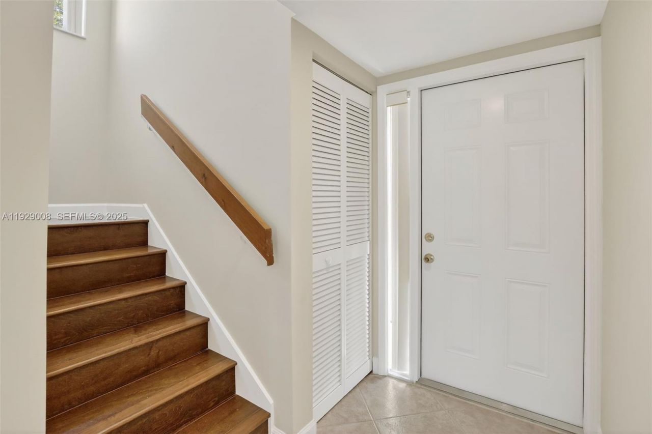 11541 Terra Bella Blvd, Unit 25, Plantation, FL 33325 Photo