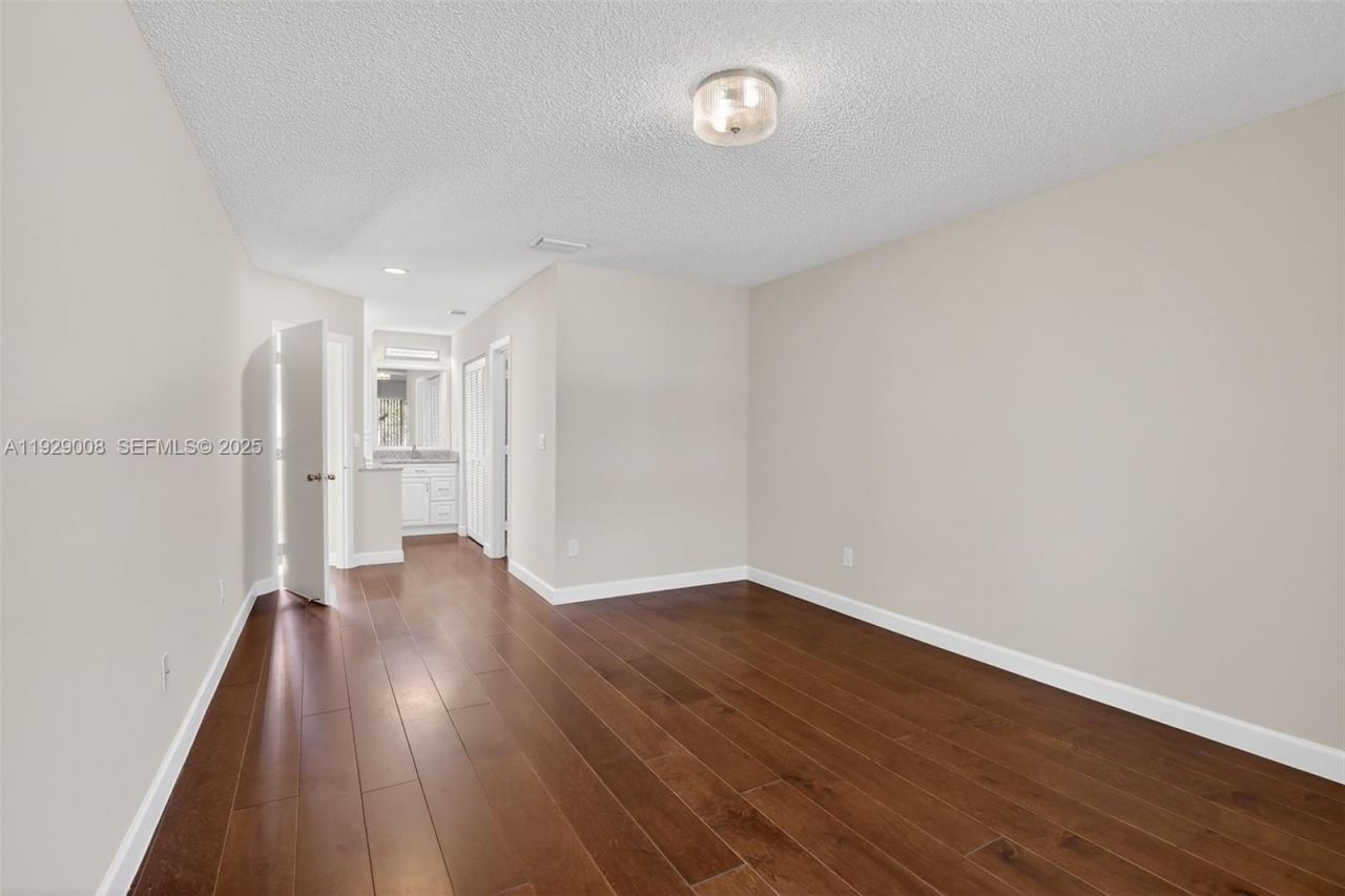 11541 Terra Bella Blvd, Unit 25, Plantation, FL 33325 Photo