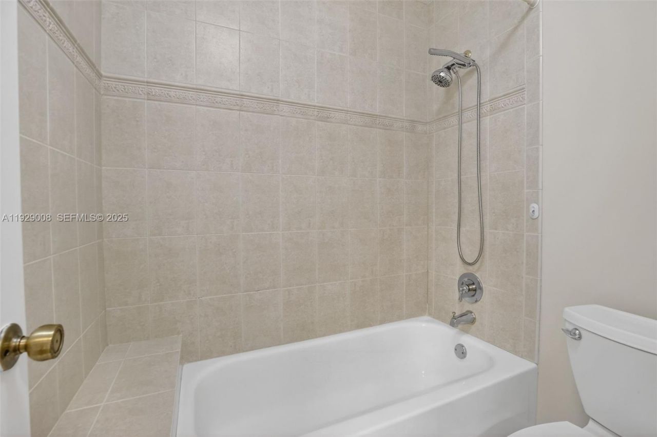 11541 Terra Bella Blvd, Unit 25, Plantation, FL 33325 Photo