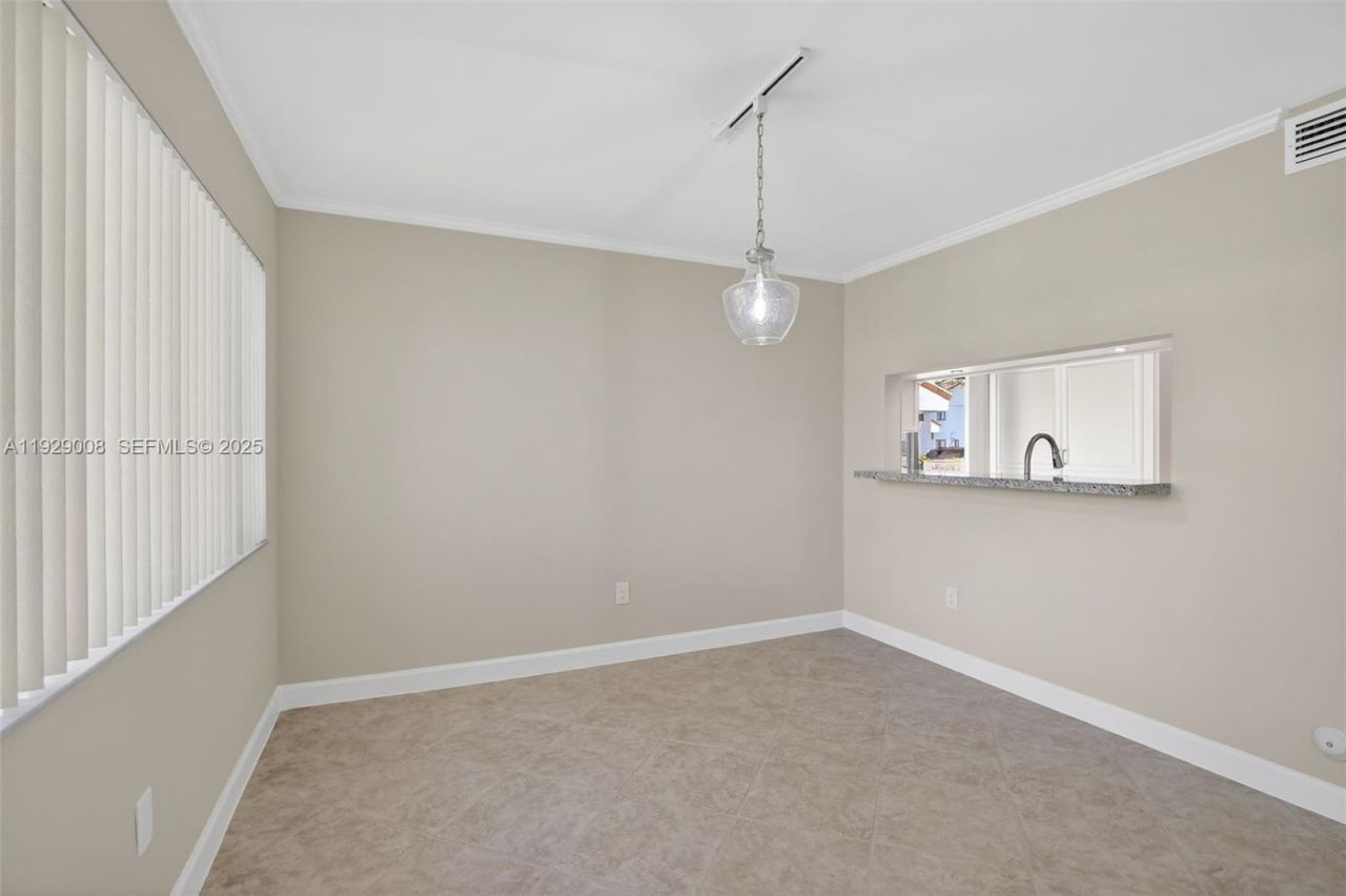 11541 Terra Bella Blvd, Unit 25, Plantation, FL 33325 Photo