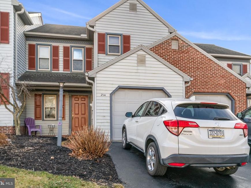 214 Sand Court, Ephrata, PA 17522 Main Photo
