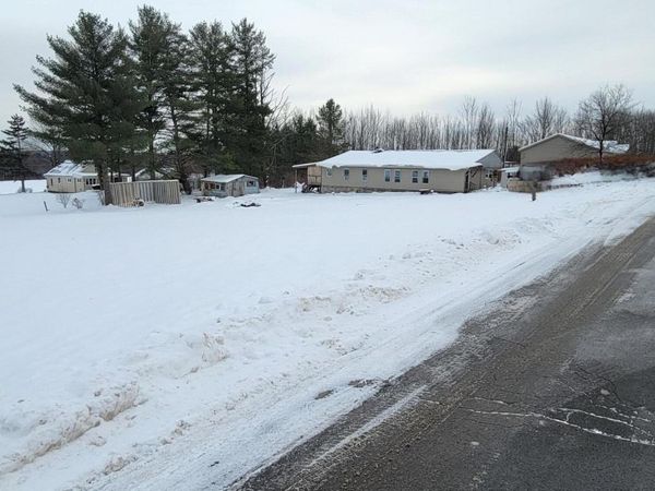 31 Stewart Street, Dolgeville, NY 13329