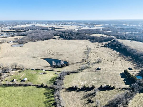 2363 U.S. Rte 66 , Marshfield, MO 65706