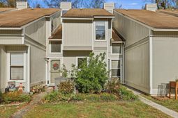 2753 Jobee Drive photo 4