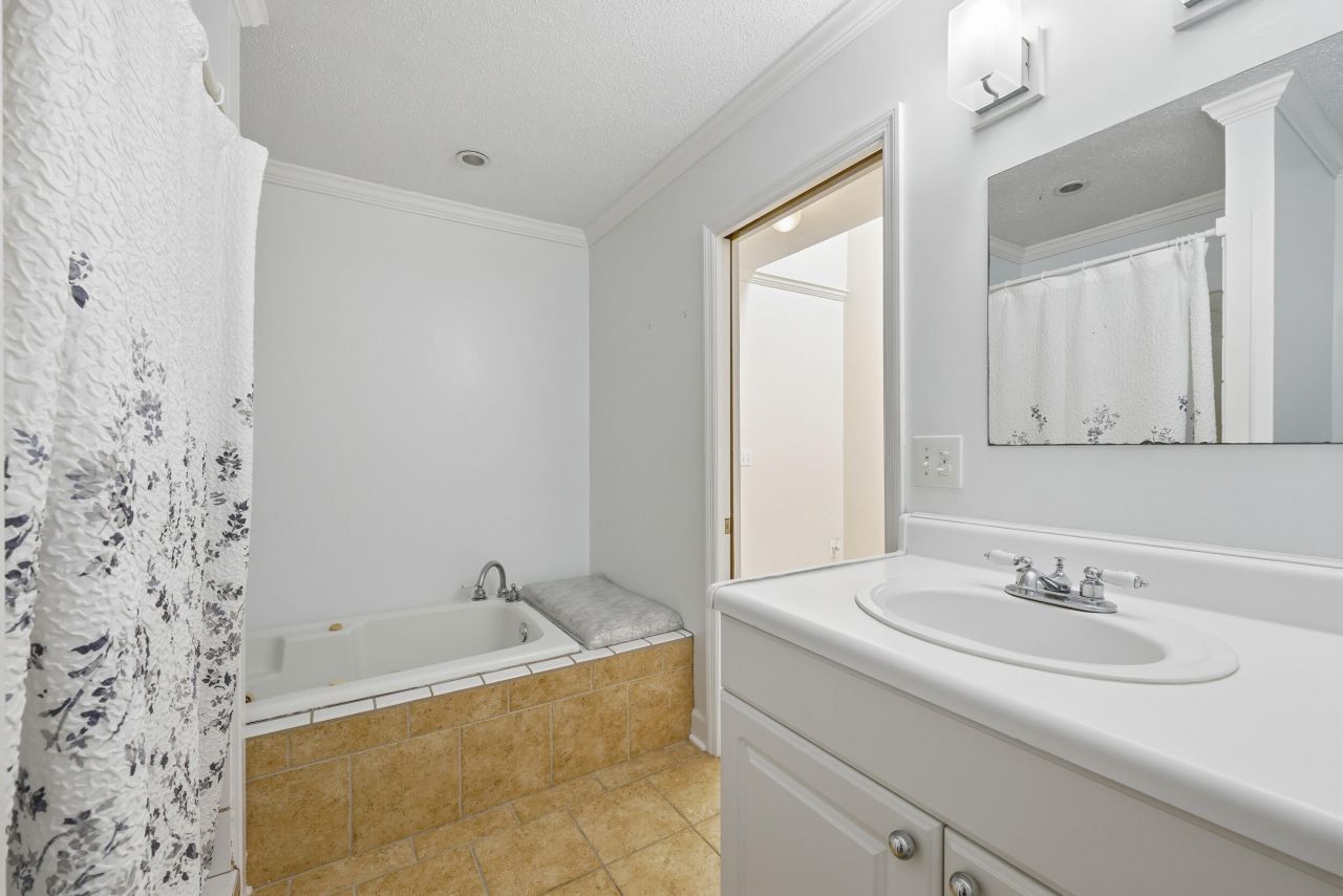 2753 Jobee Drive Photo 22