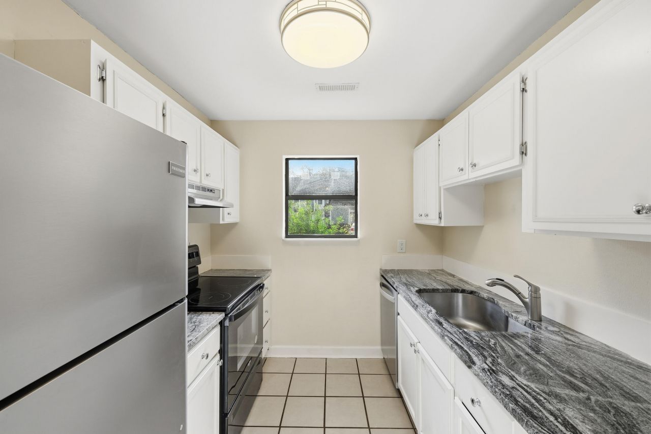 2753 Jobee Drive Photo 9