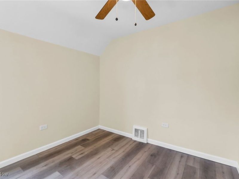 1912 W 75th Street, Cleveland, OH 44102 Photo 14