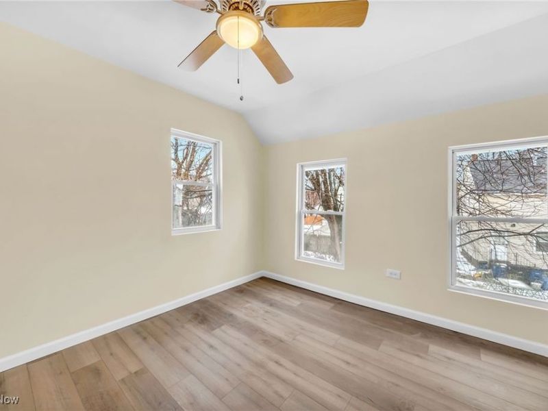 1912 W 75th Street, Cleveland, OH 44102 Photo 18