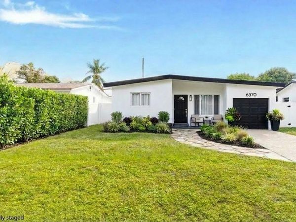 6370 Plunkett Street, Hollywood, FL 33023