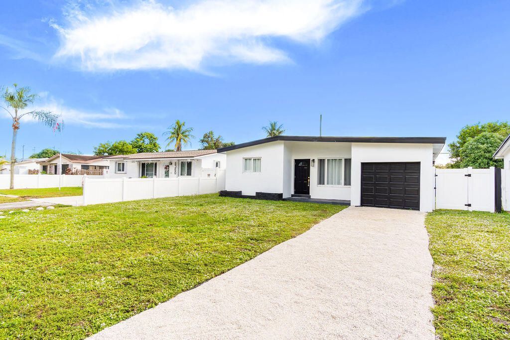 6370 Plunkett Street, Hollywood, FL 33023 Photo