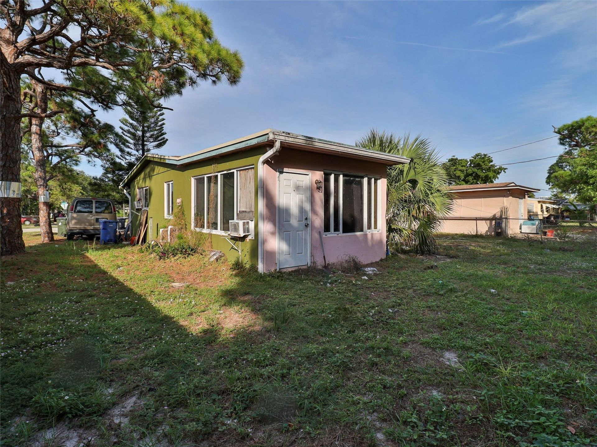 2540 SW 5th Street, Fort Lauderdale, FL 33312 Photo