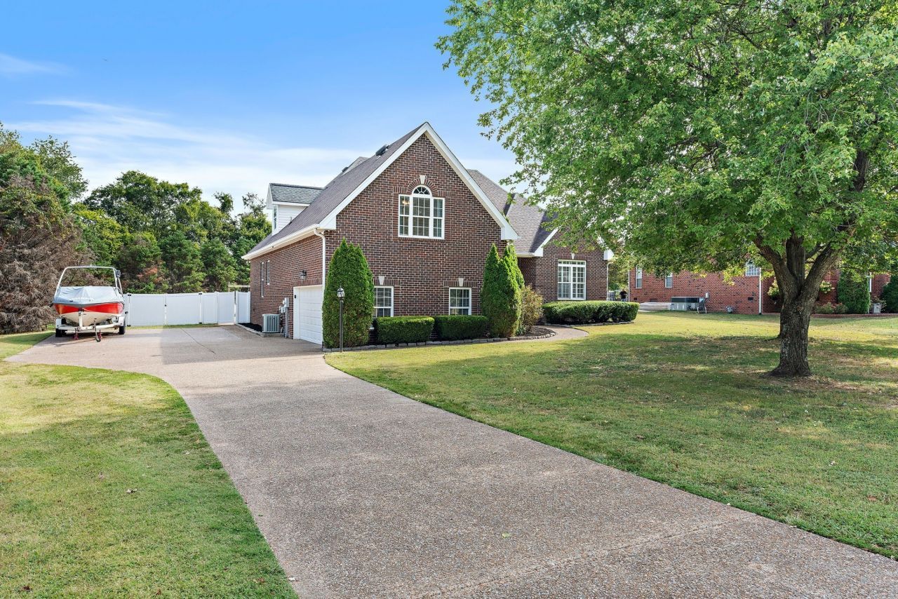 3009 Nottingham Cir, Mount Juliet, TN 37122 Main Photo