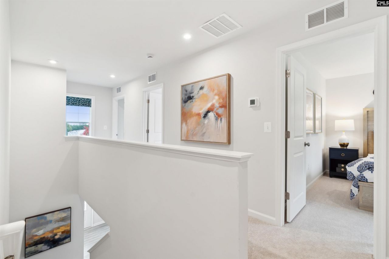 330 Pulman Drive Photo 31