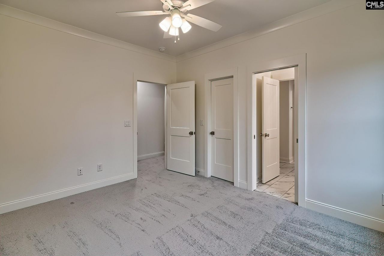 908 Salisbury Court  Photo 41