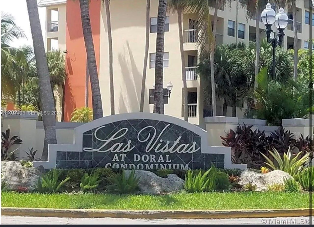 8180 Geneva Ct, Unit 227, Miami, FL 33166 Photo