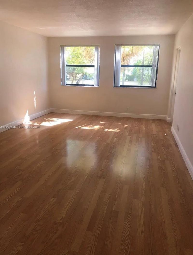 8180 Geneva Ct, Unit 227, Miami, FL 33166 Photo