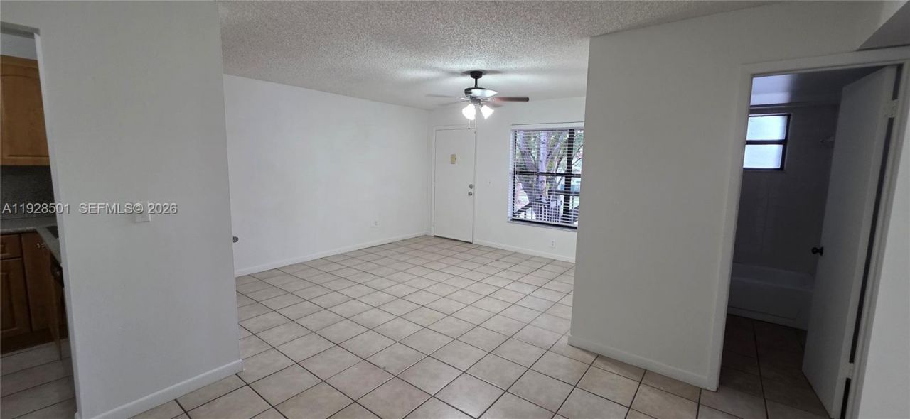 14851 SW 104th St, Unit 22, Miami, FL 33196 Photo