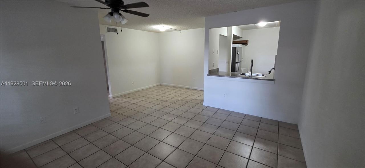 14851 SW 104th St, Unit 22, Miami, FL 33196 Photo