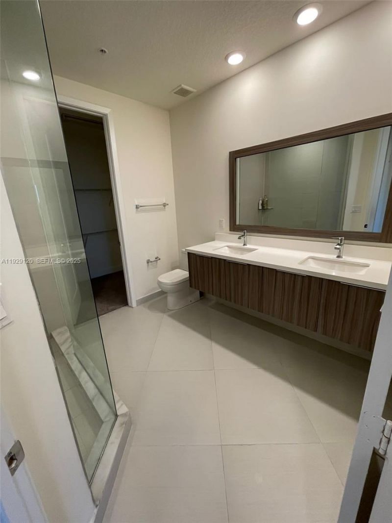 6416 NW 102nd Ct, Unit 117, Doral, FL 33178 Photo