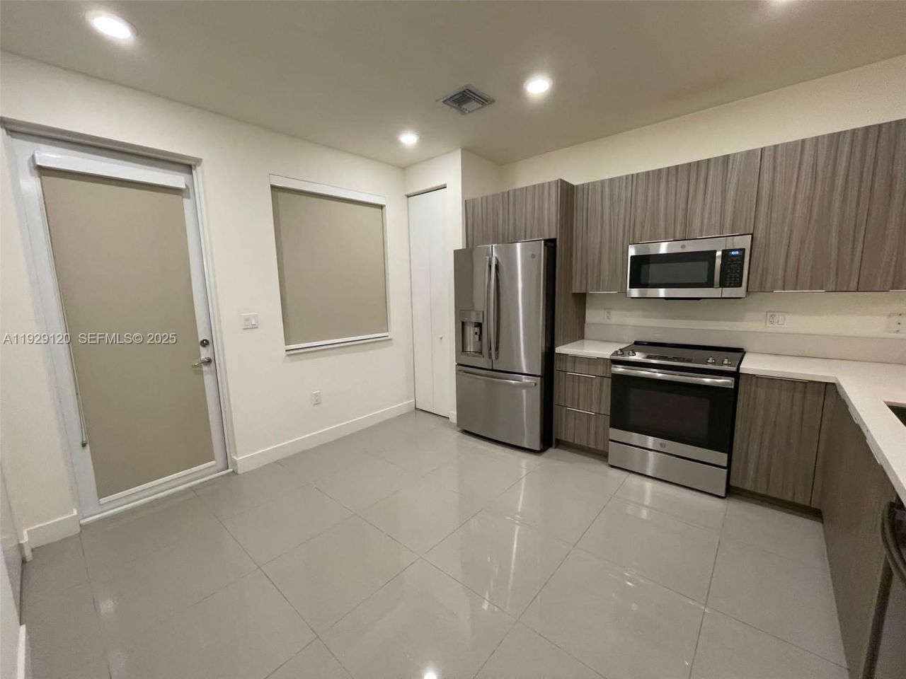 6416 NW 102nd Ct, Unit 117, Doral, FL 33178 Photo