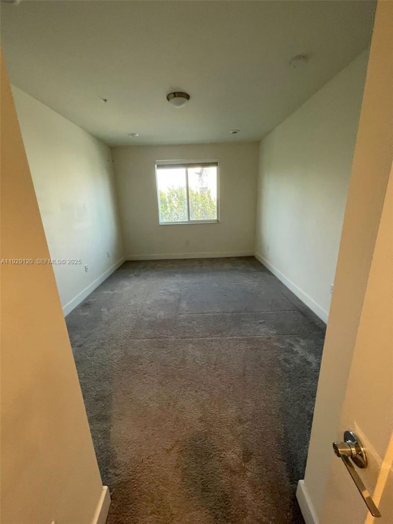 6416 NW 102nd Ct, Unit 117, Doral, FL 33178 Photo