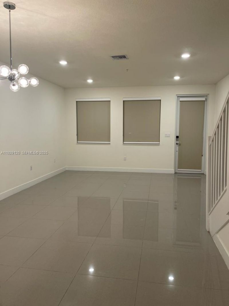 6416 NW 102nd Ct, Unit 117, Doral, FL 33178 Photo