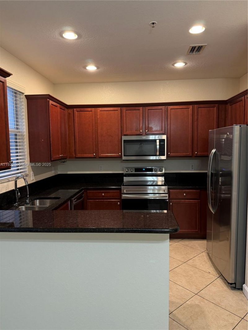 12440 Emerald Creek Mnr, Unit 17, Plantation, FL 33325 Photo