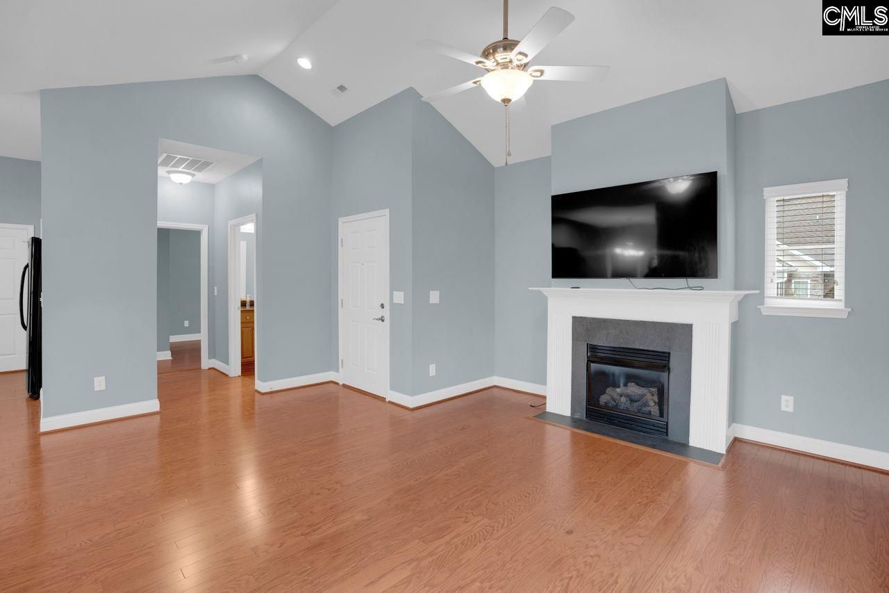 604 Laryn Lane Photo 4