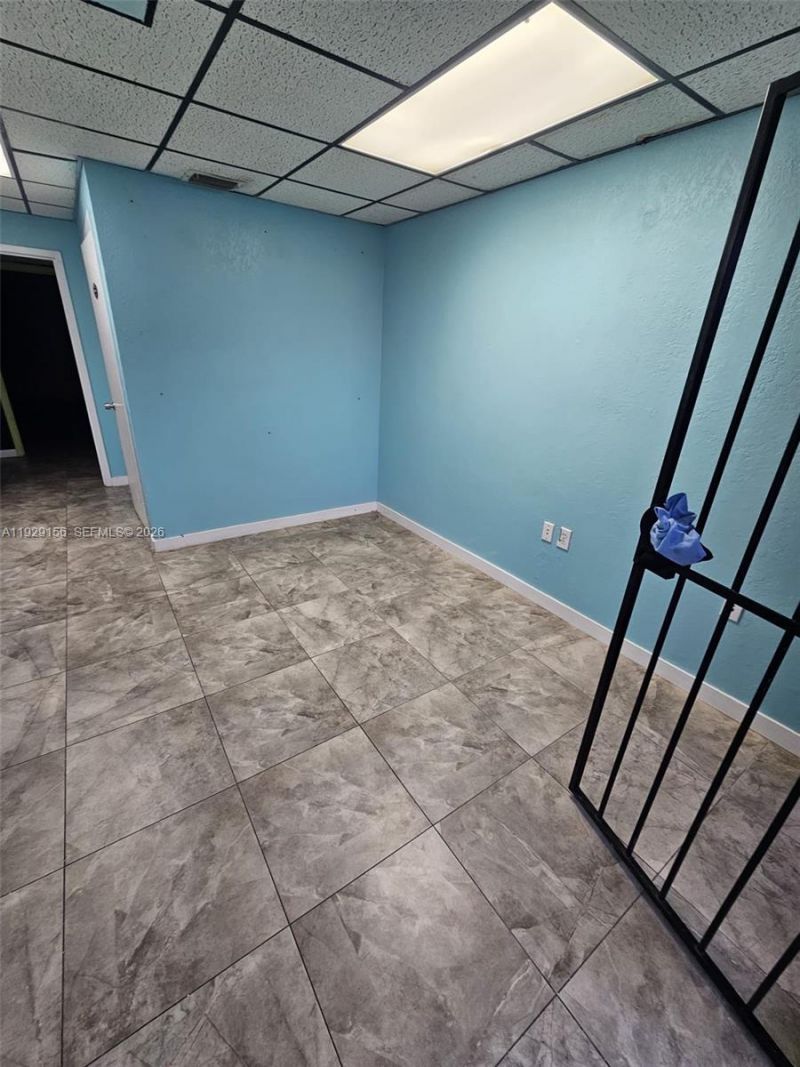 6175 NW 167th St, Unit G18, Hialeah, FL 33015 Photo