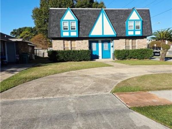 2132 EDENBORN Avenue, Metairie, LA 70001