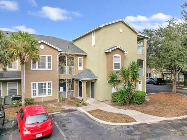 10075 Gate Pkwy, Unit 203, Jacksonville, FL 32246