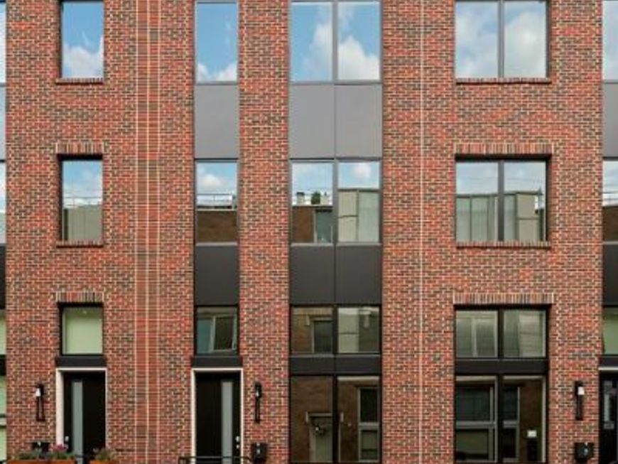 1340 S Woodstock Street, Philadelphia, PA 19146 Main Photo