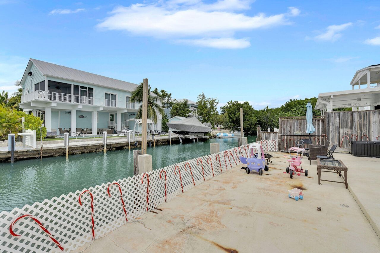 427 89th Street Ocean, Marathon, FL 33050 Photo