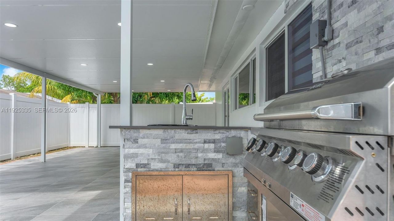 11421 SW 84th St, Unit 1, Miami, FL 33173 Photo