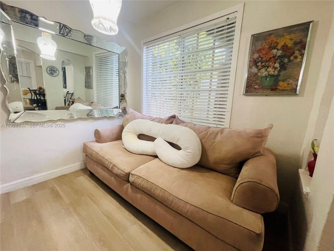 2045 NW 34th St, Miami, FL 33142 Photo