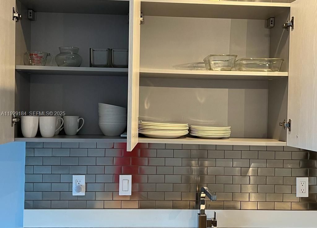 55 SW 9th St, Unit 4205, Miami, FL 33130 Photo