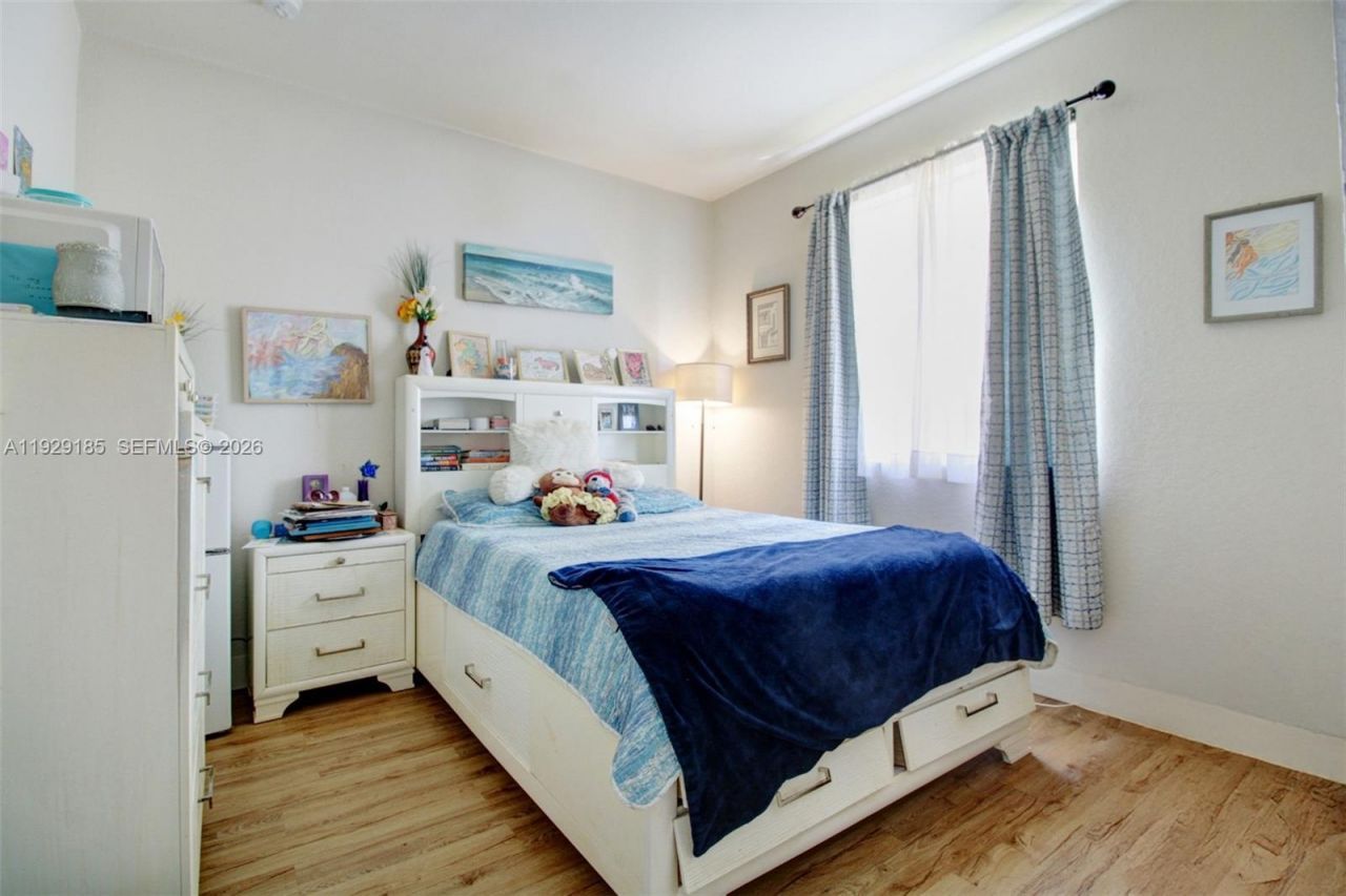 1156 NE 37th Pl, Homestead, FL 33033 Photo