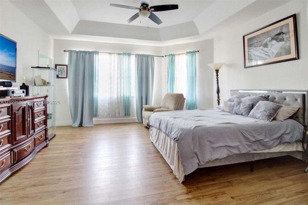 1156 NE 37th Pl, Homestead, FL 33033 Photo