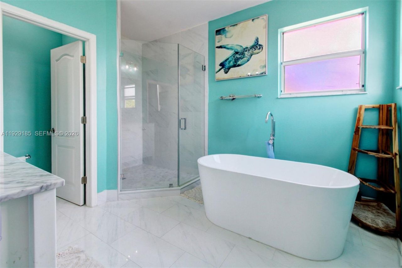 1156 NE 37th Pl, Homestead, FL 33033 Photo