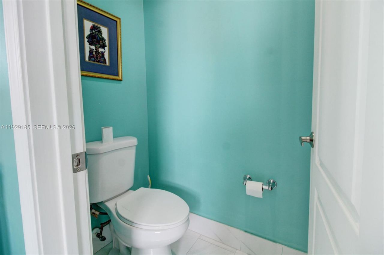 1156 NE 37th Pl, Homestead, FL 33033 Photo