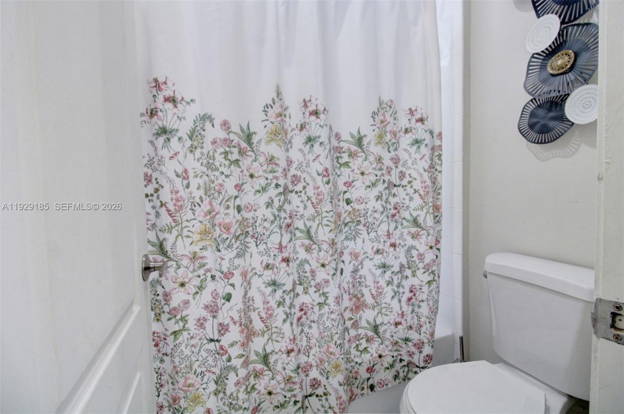 1156 NE 37th Pl, Homestead, FL 33033 Photo