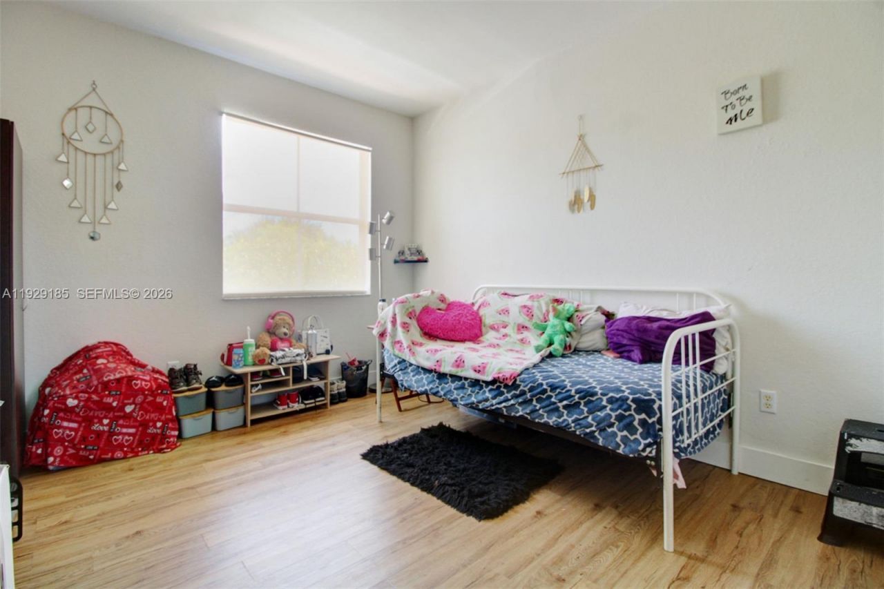 1156 NE 37th Pl, Homestead, FL 33033 Photo