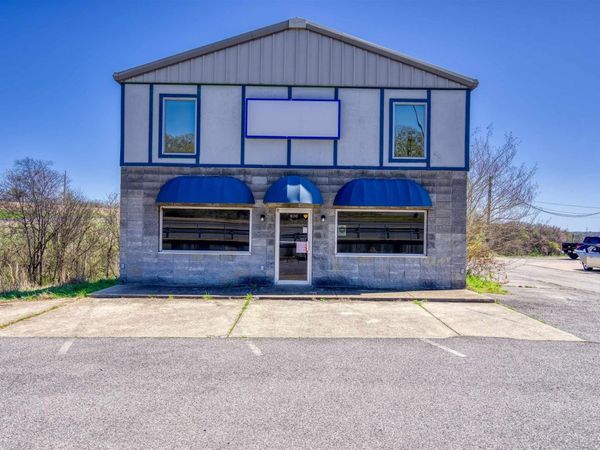 930 Florence Blvd, Florence, AL