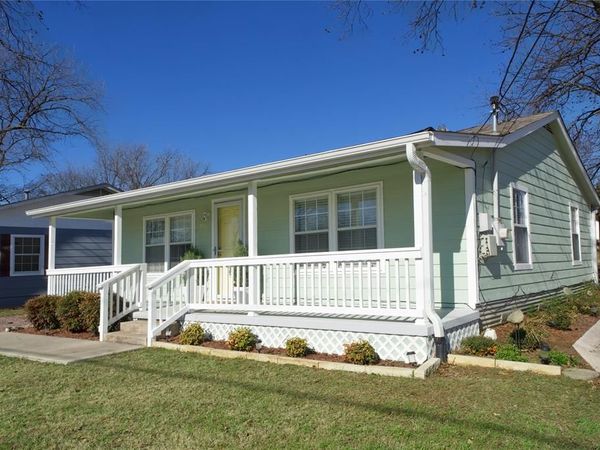 201 Water Street, Whitesboro, TX 76273