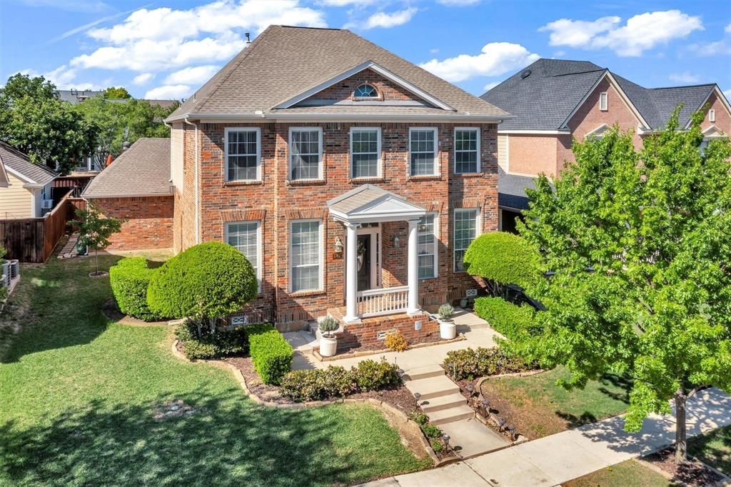 1747 Ivy Lane, Carrollton, TX 75007 Main Photo