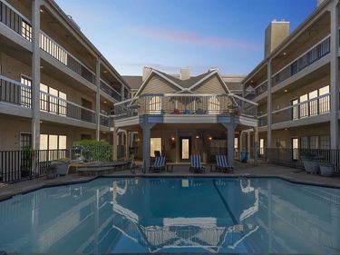 4800 W Lovers Lane, Unit 212, Dallas, TX 75209