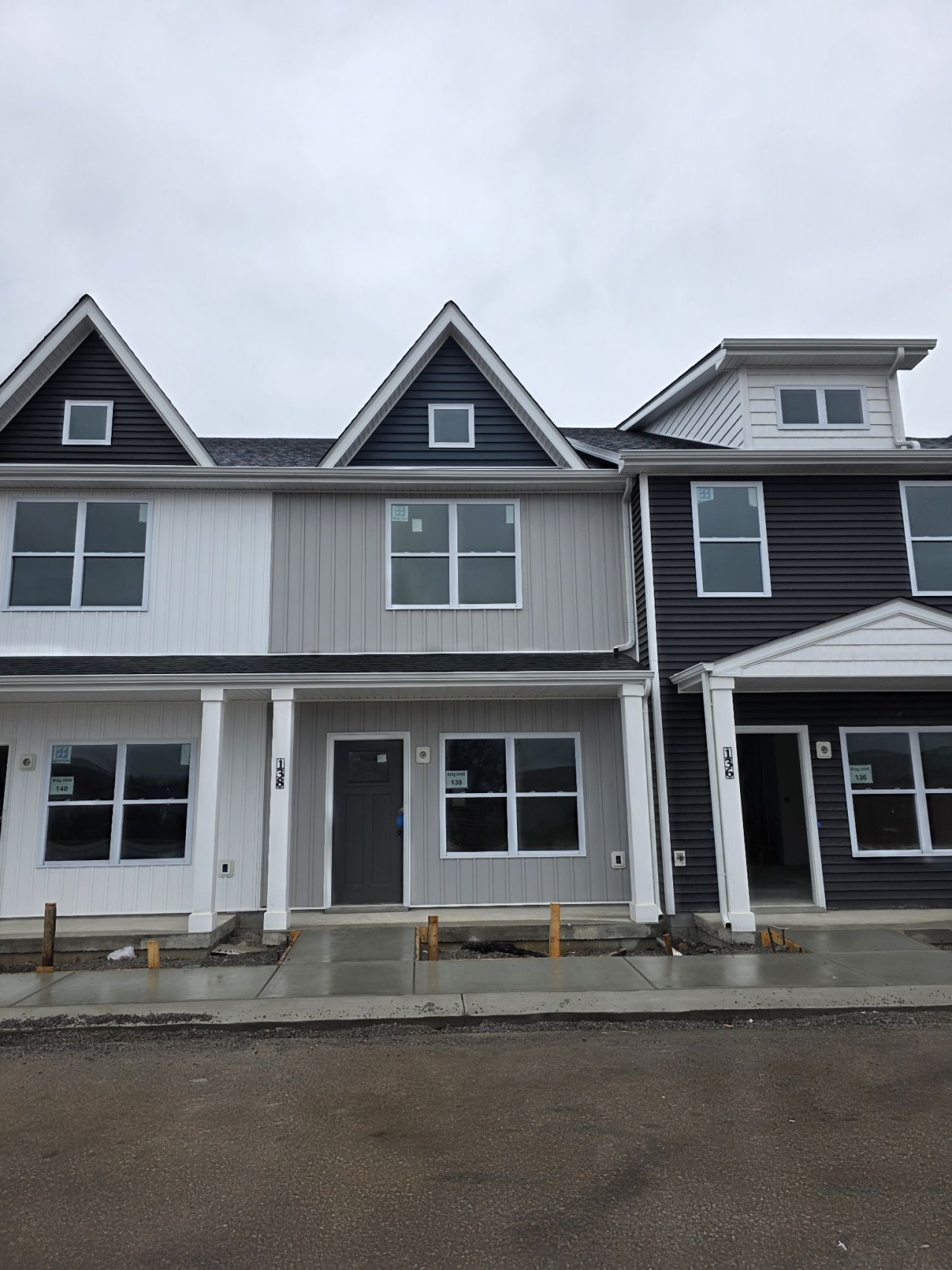 138 Front Ridge Circle, Clarksville, TN 37040 Main Photo