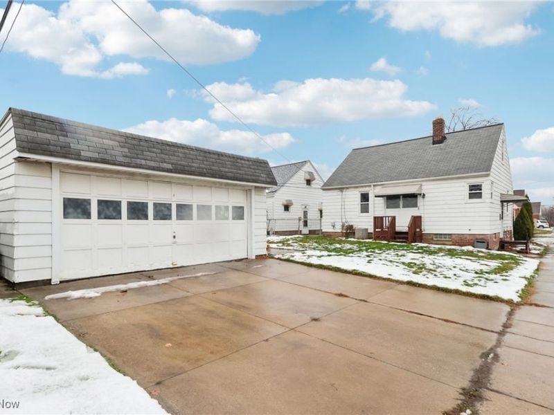 9005 Ansonia Avenue, Brooklyn, OH 44144 Photo 37